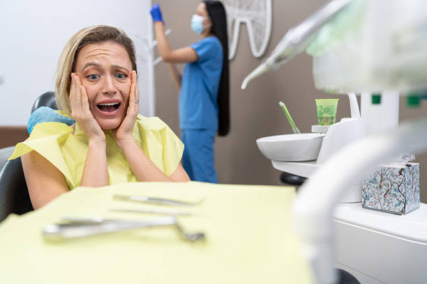 Best Weekend Emergency Dentist in Helmetta, NJ